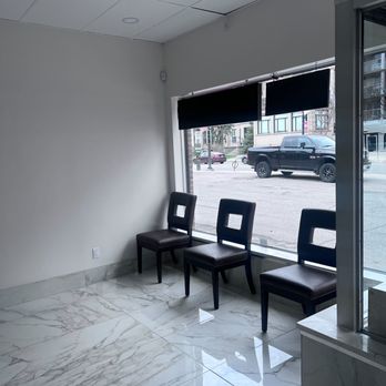 Dewan Exchange - Currency Exchange Near Me - Ottawa, Ontario