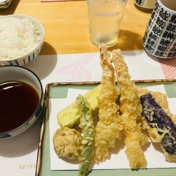 Izumi - Tempura (with sushi combo) - Sushi Bars Near Me - Kirkland, Washington
