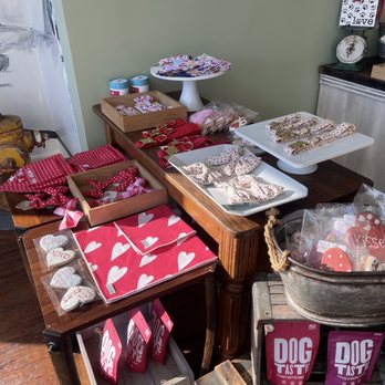 The Dog Shop - Valentines display - Pet Stores Near Me - Louisville, Kentucky The Dog Shop - Valentines display - Pet Stores Near Me - Louisville, Kentucky