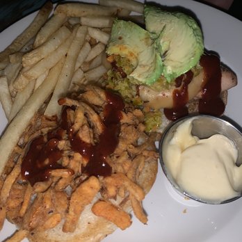 Café Hollander Hilldale - American Near Me - Madison, Wisconsin
