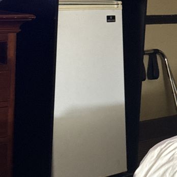Baymont by Wyndham Provo River - Room refrigerator sitting crooked. - Hotels Near Me - Provo, Utah