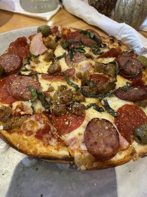 Old Chicago Pizza + Taproom by null