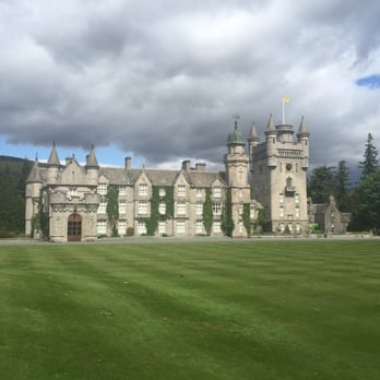 Balmoral Castle - Castles Near Me - Ballater, ABD