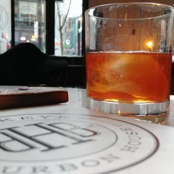 Buckeye Bourbon House - Cocktail Bars Near Me - Columbus, Ohio