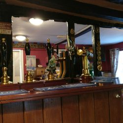 Three Horseshoes