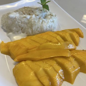Thai Avenue - Mango Sticky Rice - Thai Near Me - Garden Grove, California Thai Avenue - Mango Sticky Rice - Thai Near Me - Garden Grove, California