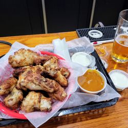 Ramseys Drive Thru, Pizza and Pub - Ramseys wings and cold draft beer