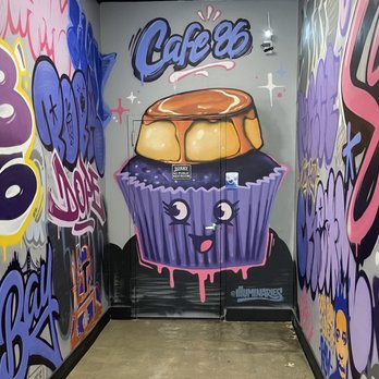 Cafe 86 - Hip murals - Desserts Near Me - Union City, California