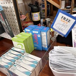 Raygun - Front counter with free Plan B