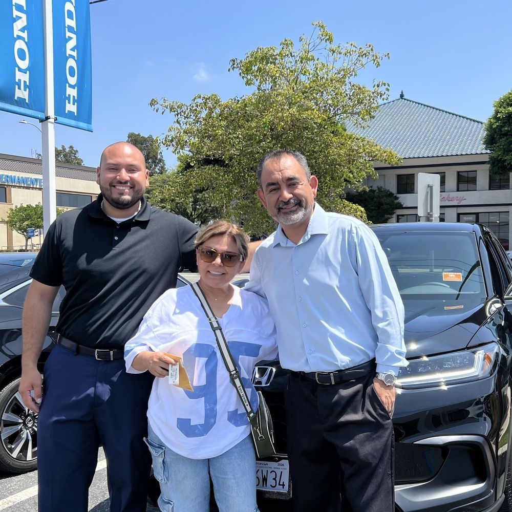 Gardena Honda - Emilio and El Diablo aka Miguel - Auto Repair Near Me - Gardena, California