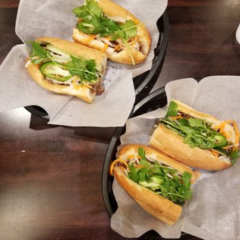 Four Sisters Grill - Vietnamese Near Me - Arlington, Virginia