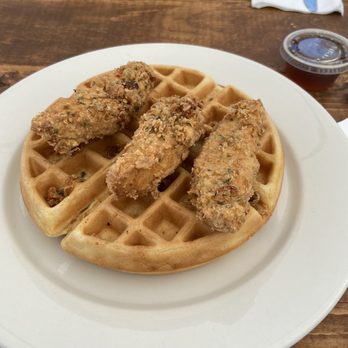 Donut Villa Diner - Vegan chicken and waffles - Donuts Near Me - Malden, Massachusetts Donut Villa Diner - Vegan chicken and waffles - Donuts Near Me - Malden, Massachusetts