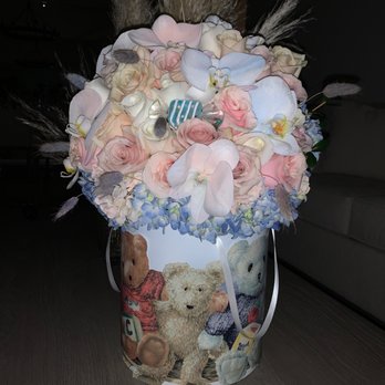 LinaS Flowers - Flowers & Gifts Near Me - Glendale, California