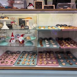 Dough and Joe - Delicious Gourmet mini donuts and such!