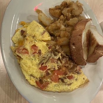 Over Easy Huntington - Breakfast & Brunch Near Me - Huntington, New York