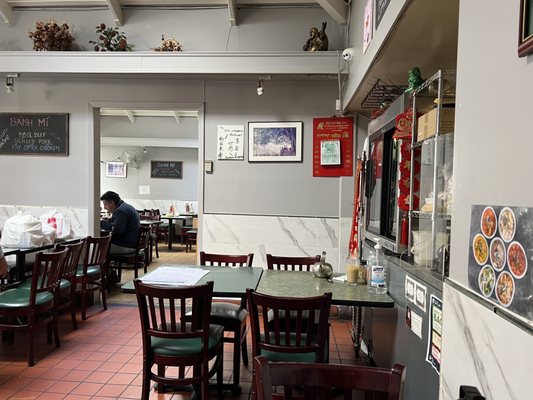 Sai’s Vietnamese Restaurant & Bar by null