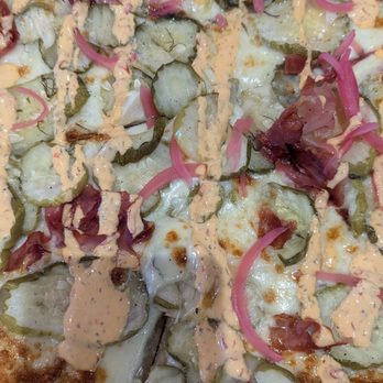 Kettlehead Brewing - Tommy Pickles Cheat Day pizza super dill-icious - Brewpubs Near Me - Tilton, New Hampshire