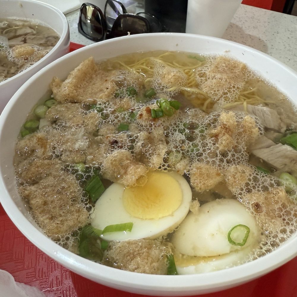 Batchoyan Ilonggo Restaurant - Filipino Near Me - Camarillo, California Batchoyan Ilonggo Restaurant - Filipino Near Me - Camarillo, California