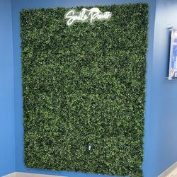 Orthodontic Experts - Burbank - Burbank Clinic Smile wall