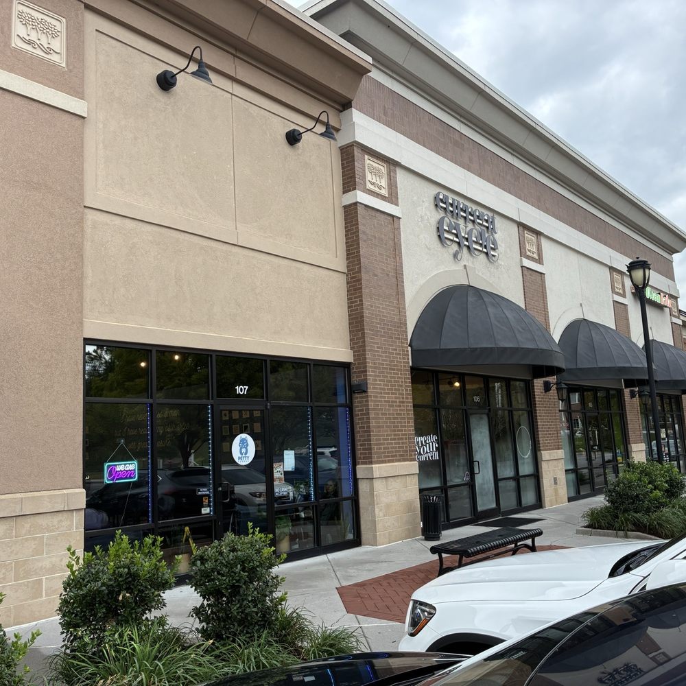 Petty Coffee - Outside-you have to go past Burger King and Twin Peaks but keep going. - Coffee & Tea Near Me - Knoxville, Tennessee Petty Coffee - Outside-you have to go past Burger King and Twin Peaks but keep going. - Coffee & Tea Near Me - Knoxville, Tennessee