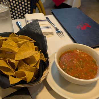 Mama Rosa - Complimentary tortillas and salsa - Cocktail Bars Near Me - Great Neck, New York