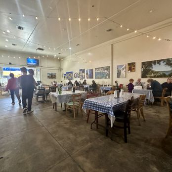 Papa Cristo's - Indoor seating of the restaurant. - Greek Near Me - Los Angeles, California Papa Cristo's - Indoor seating of the restaurant. - Greek Near Me - Los Angeles, California