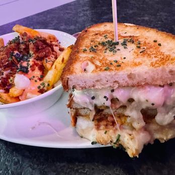 Slapfish - Seafood Near Me - Indianapolis, Indiana