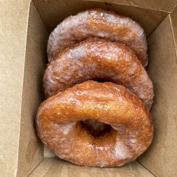 Hudson Hall - Free donuts with order - Beer Bar Near Me - Jersey City, New Jersey Hudson Hall - Free donuts with order - Beer Bar Near Me - Jersey City, New Jersey