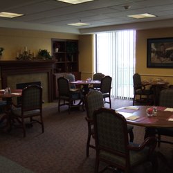 Church of Christ Assisted Living - Intimate, comfortable dining area