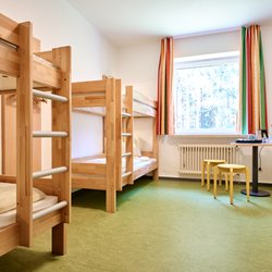 DJH Jugendherberge Biggesee - Mehrbettzimmer mit Stockbetten