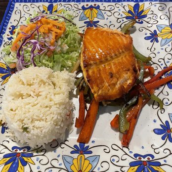 La Choza Restaurant - Salmon - Latin American Near Me - Spartanburg, South Carolina La Choza Restaurant - Salmon - Latin American Near Me - Spartanburg, South Carolina