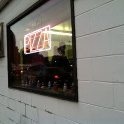 Bob's Pizza House - The beacon of hope when the electricity was out:-)