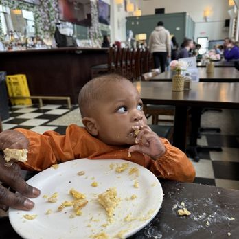 6 'N The Mornin' - Seven said "it's good mommy" - Breakfast & Brunch Near Me - Cincinnati, Ohio