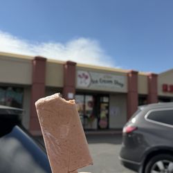 La Tapatia - Ferrero Rocher paletas