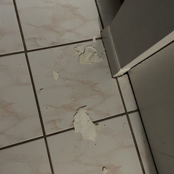 Air Around the Clock - Chunks of ceiling that fell on my floor - Heating & Air Conditioning/HVAC Near Me - Deerfield, Florida