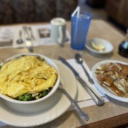 Kennedy Cafe & House of Pancakes - Veggie Skillet was fire.