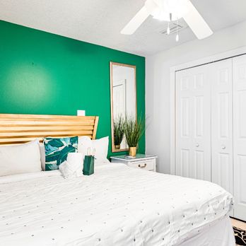 Banana Leaf Villa - Bed & Breakfast Near Me - Orlando, Florida Banana Leaf Villa - Bed & Breakfast Near Me - Orlando, Florida