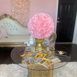Psychic Healer - Reading room