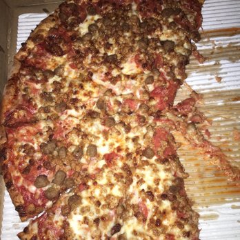 Russell's Pizza - Had to take this pic to send to my wife before it was gone between the two us. It was also cold and reheated the day after. - Pizza Near Me - Williston, South Carolina