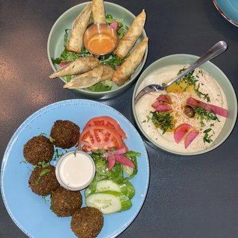 Medi Kitchen & Cocktail - Falafel, Potato Borak, Hummus - Mediterranean Near Me - Chicago, Illinois