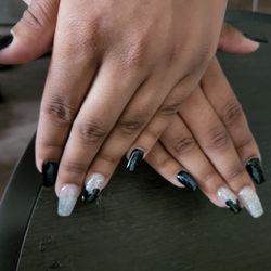 Sky Nails & Spa