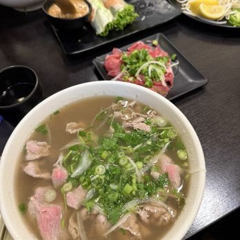 Pho Auntie 7 - P2. Rare Steak Pho / Phở Tái - Vietnamese Near Me - Castro Valley, California Pho Auntie 7 - P2. Rare Steak Pho / Phở Tái - Vietnamese Near Me - Castro Valley, California