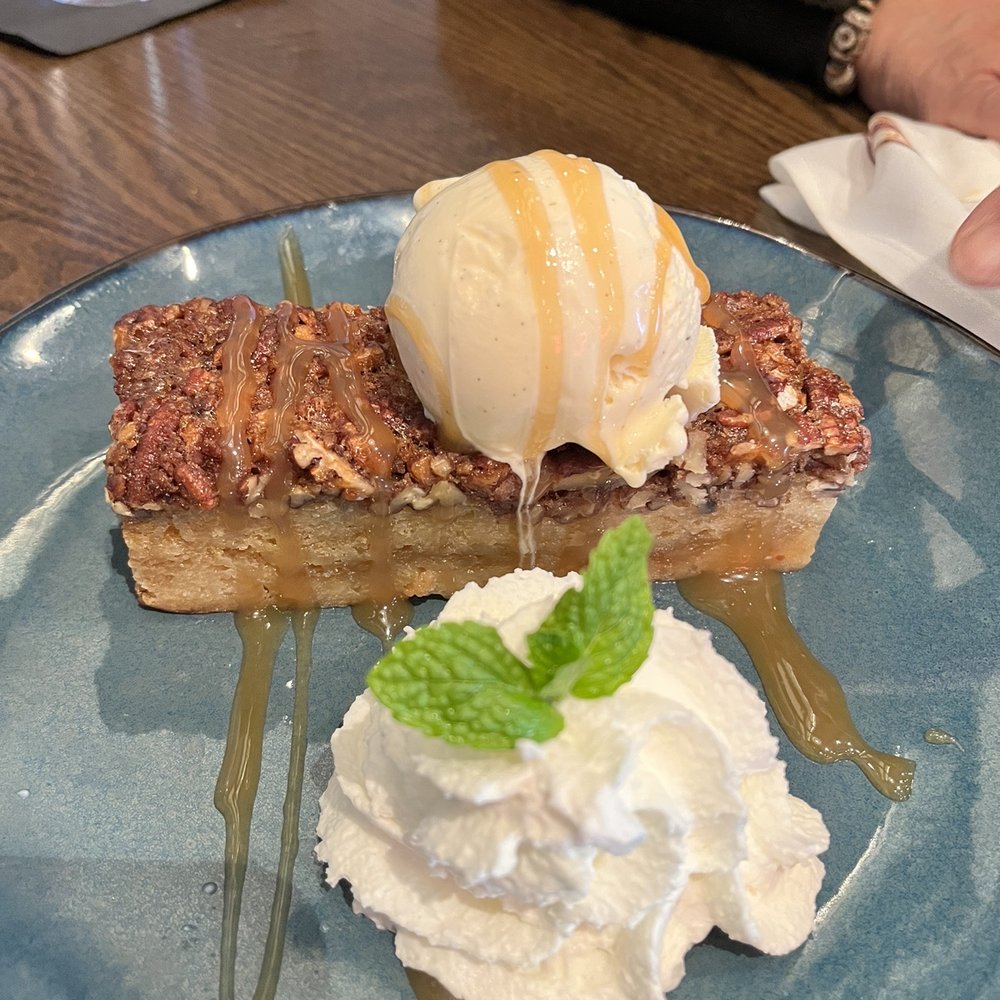 Gus's BBQ - Orange Bourbon Pécan Bar Dessert - Barbeque Near Me - Porter Ranch, California
