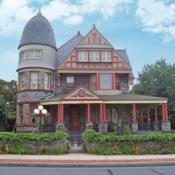 Hermansader's Victorian Mansion B&B