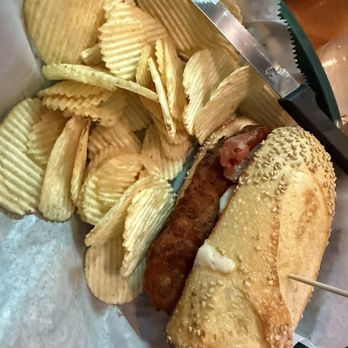 Poor People's Pub - Meatball sub - Pubs Near Me - New Shoreham, Rhode Island