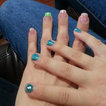 Solar Nails - Daughter mother nail day - Nail Salons Near Me - Keizer, Oregon Solar Nails - Daughter mother nail day - Nail Salons Near Me - Keizer, Oregon
