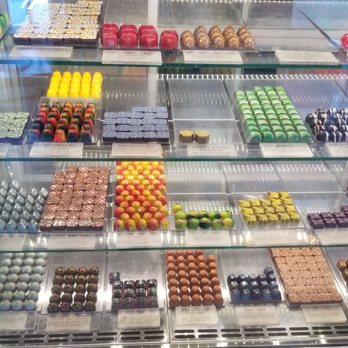 William Dean Chocolates - Chocolatiers & Shops Near Me - Belleair Bluffs, Florida William Dean Chocolates - Chocolatiers & Shops Near Me - Belleair Bluffs, Florida