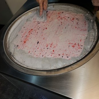 U-Crew Thai Creamery & Tea - This ice cream rolls in the making! - Bubble Tea Near Me - Corona, New York U-Crew Thai Creamery & Tea - This ice cream rolls in the making! - Bubble Tea Near Me - Corona, New York