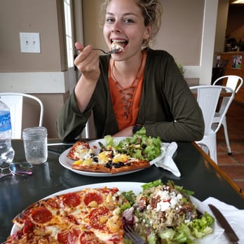 Pau Pizza - Great slice of pizza and salad - Pizza Near Me - Kamuela, Hawaii Pau Pizza - Great slice of pizza and salad - Pizza Near Me - Kamuela, Hawaii
