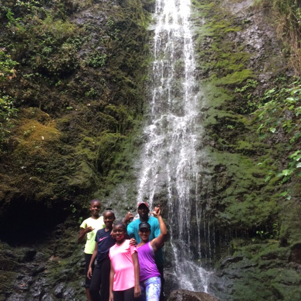 Lulumahu Falls - Hiking Near Me - Honolulu, Hawaii